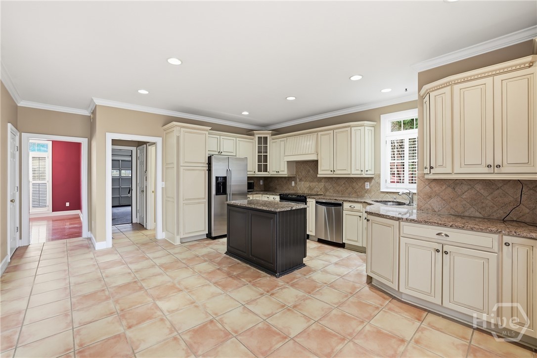 1031 Waterford Court