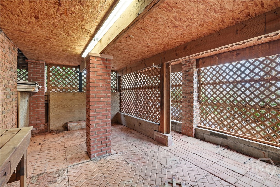 1031 Waterford Court