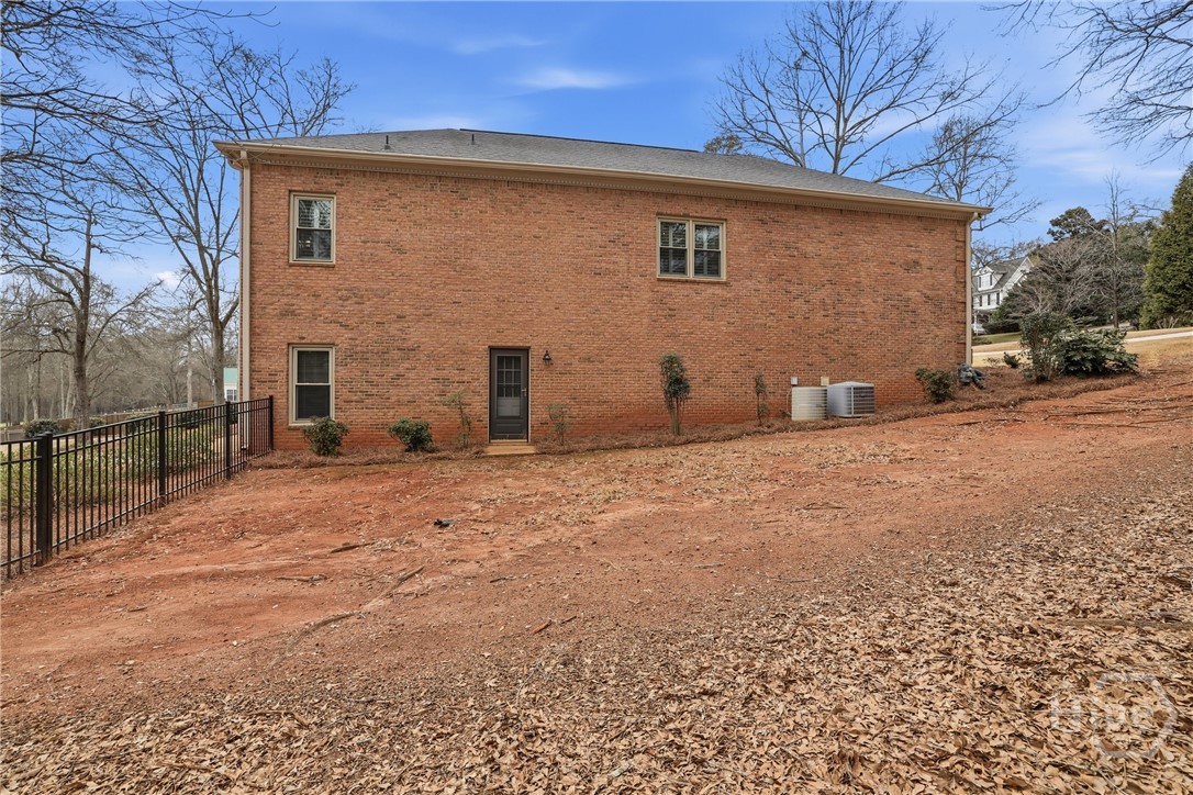 136 Deerhollow Road