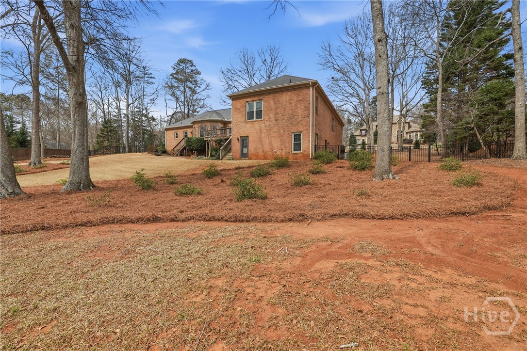 136 Deerhollow Road