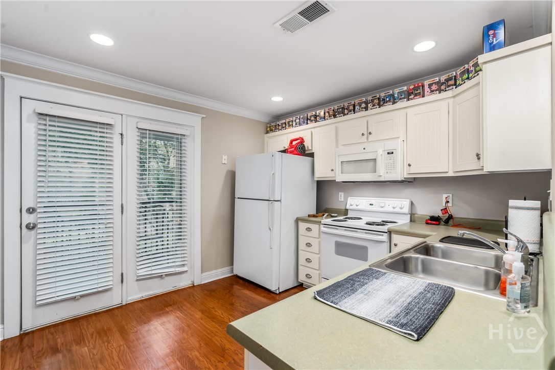 660 Barnett Shoals Road 421