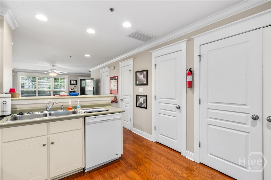 660 Barnett Shoals Road 421