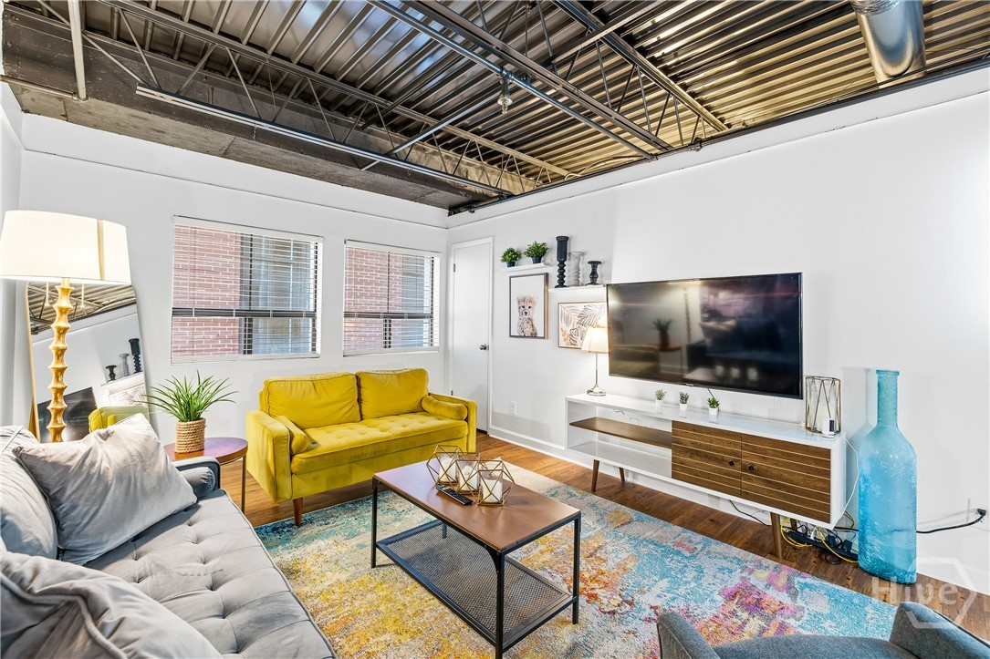131 E Broad Street 505
