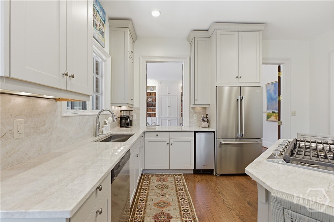 221 Hamilton Road