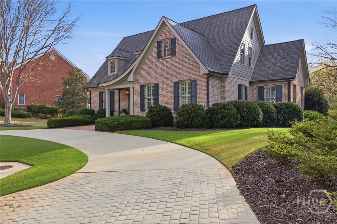 221 Hamilton Road