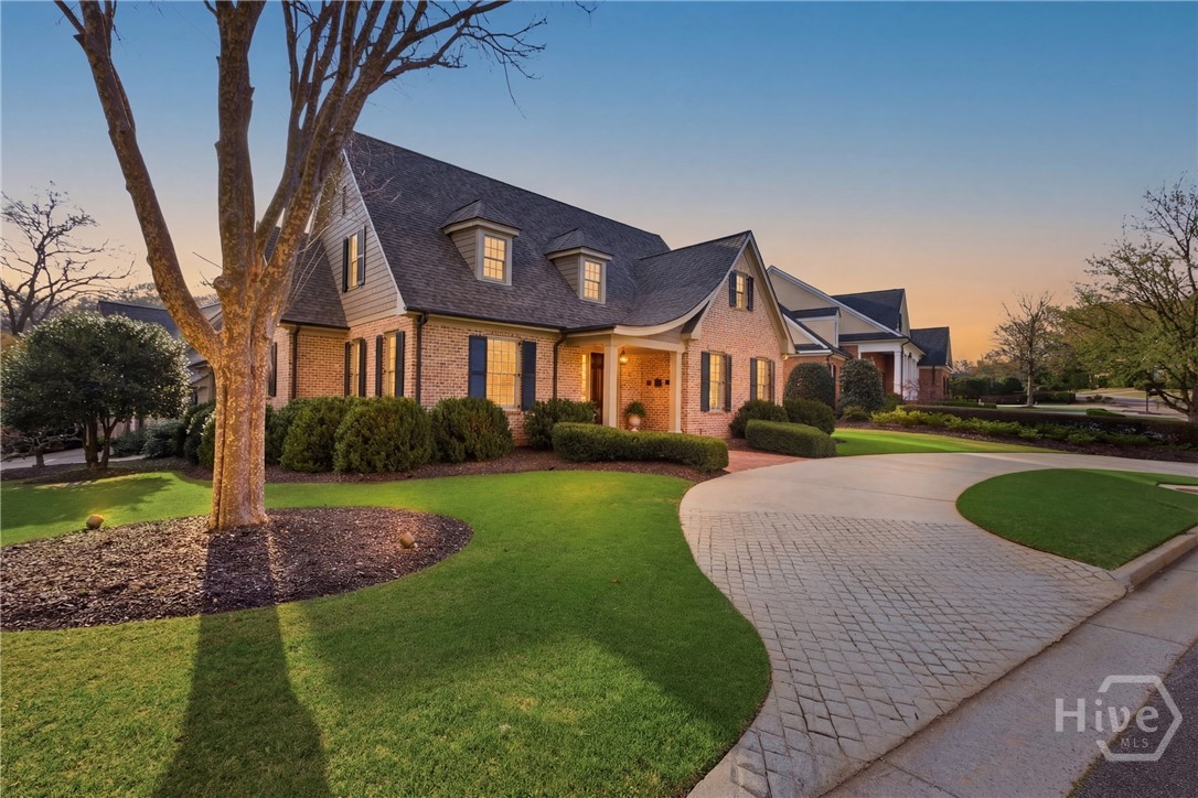 221 Hamilton Road