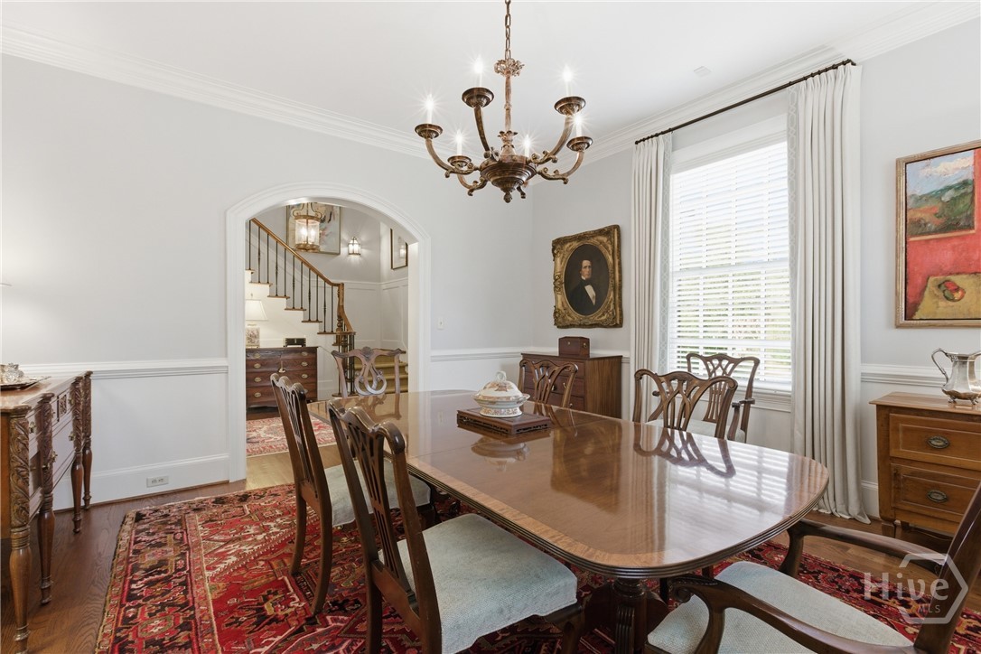 221 Hamilton Road