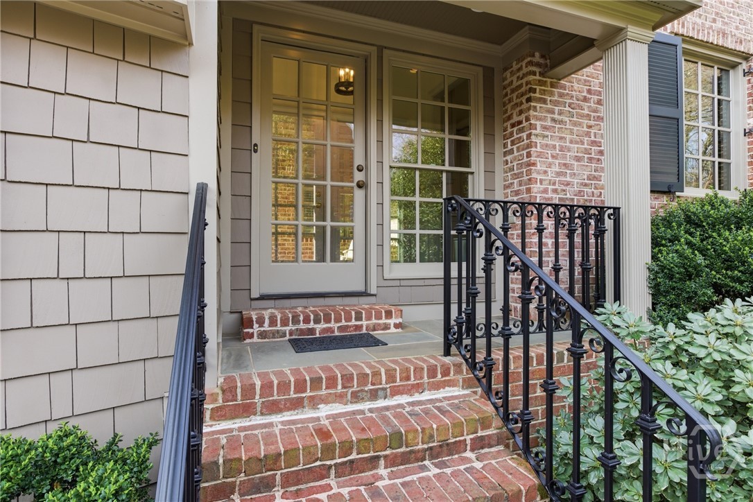 221 Hamilton Road