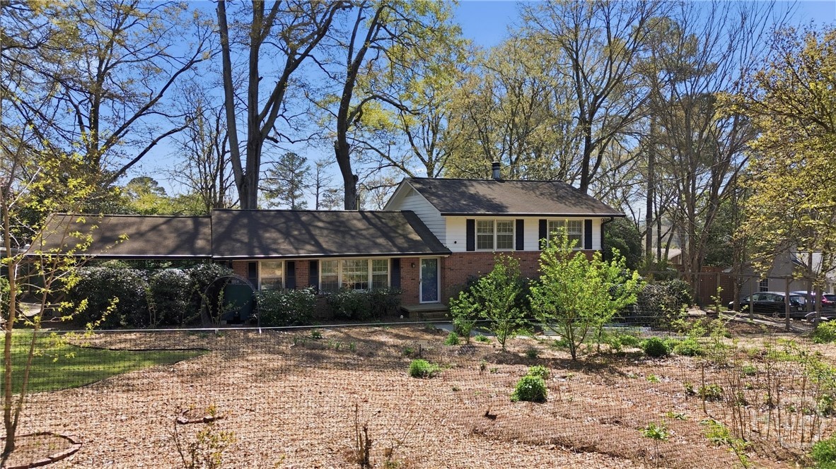 515 Forest Heights Drive