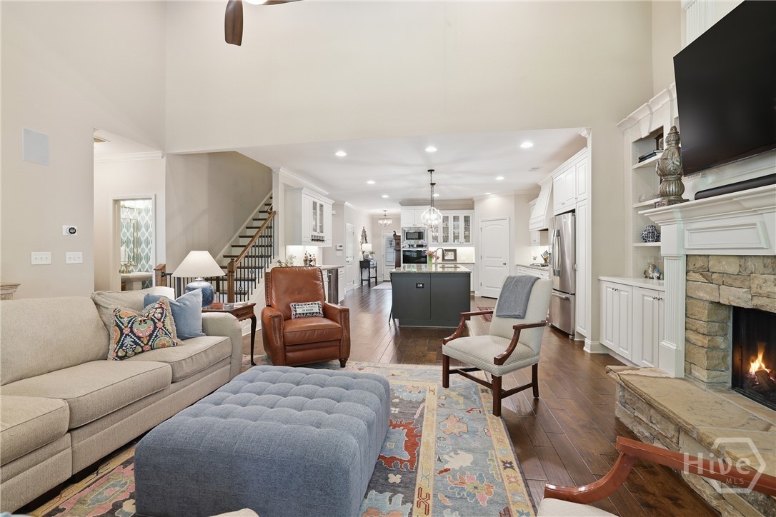 1946 Prince Place