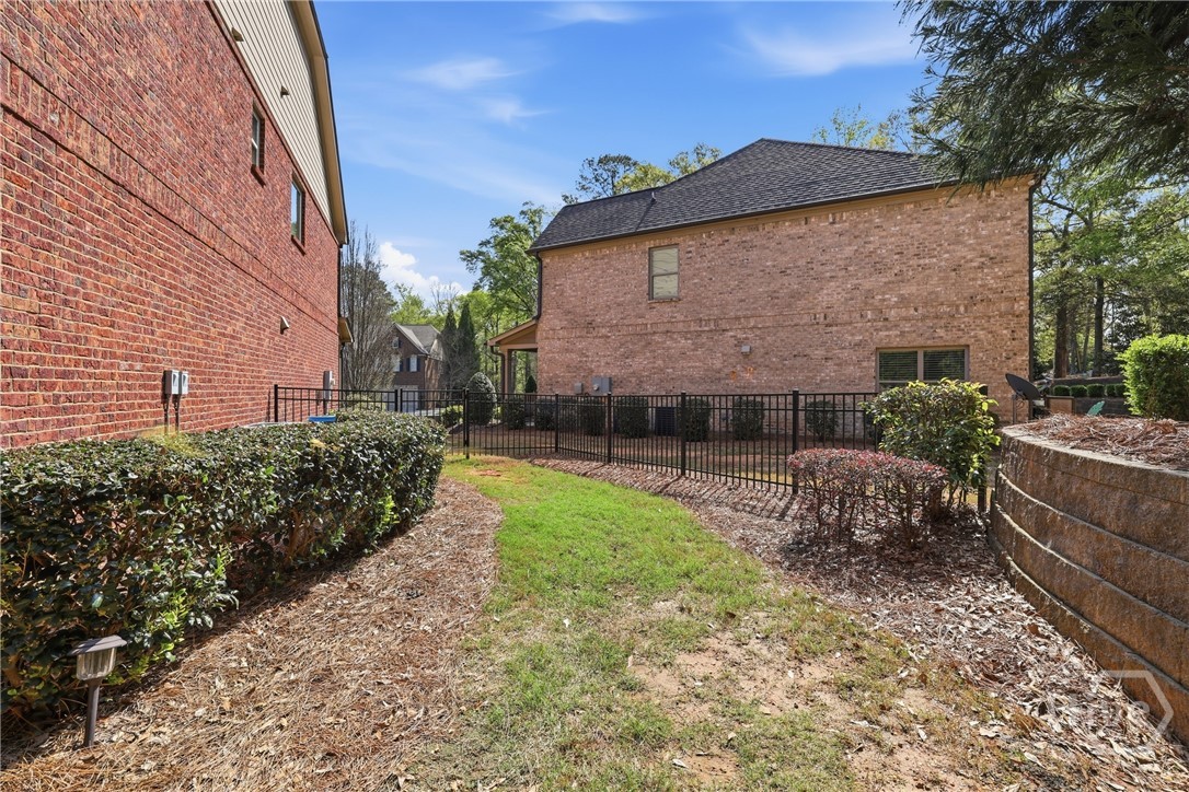 1946 Prince Place