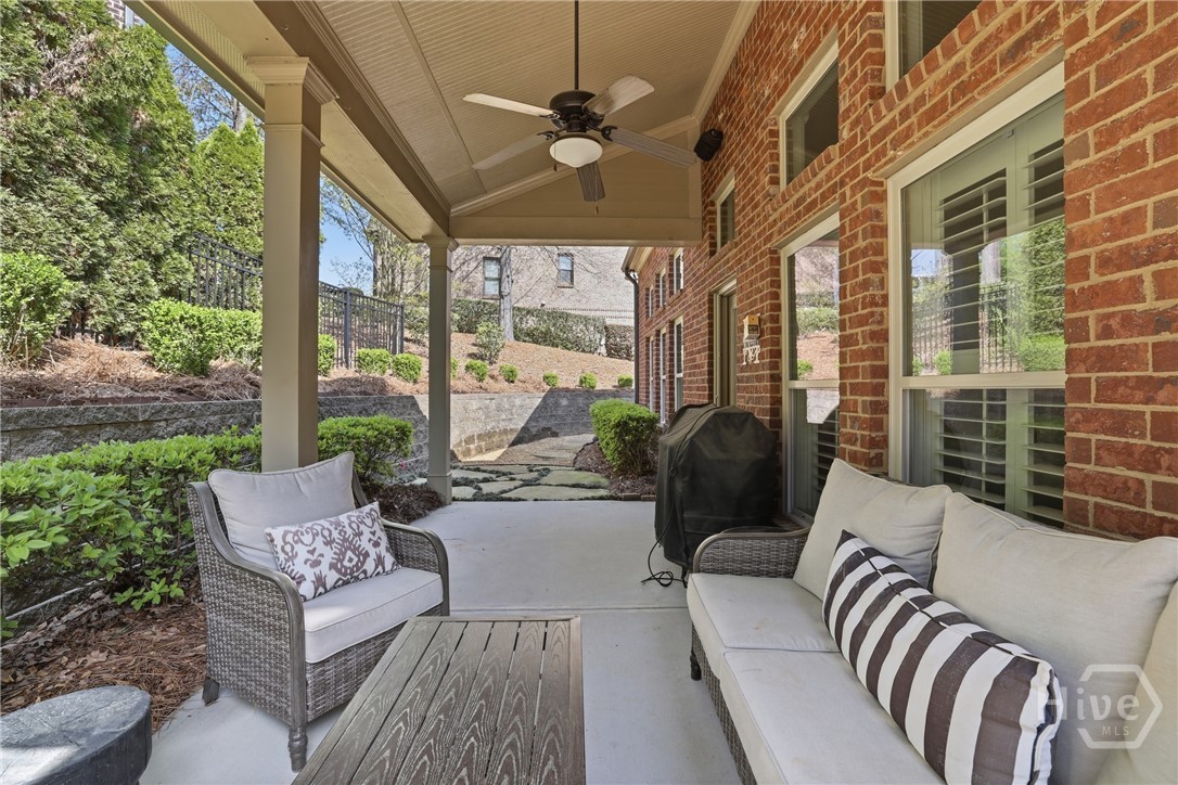 1946 Prince Place