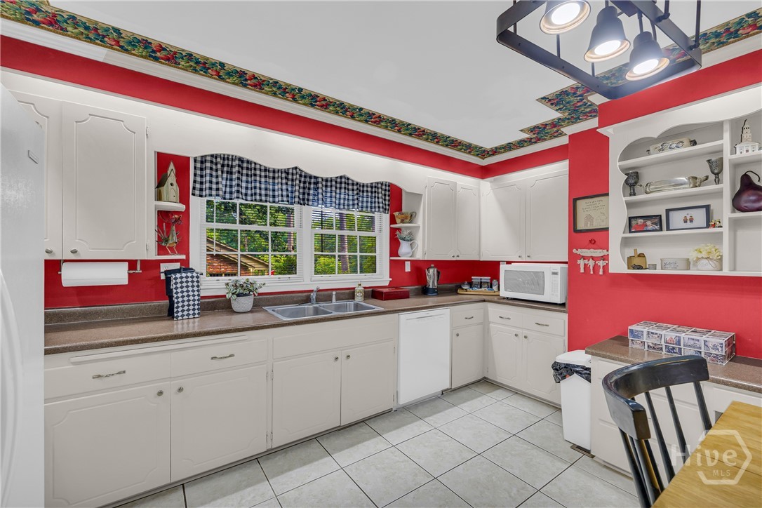 155 Devereux Drive