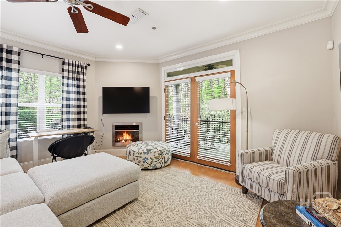 125 Wood Lake Drive 305