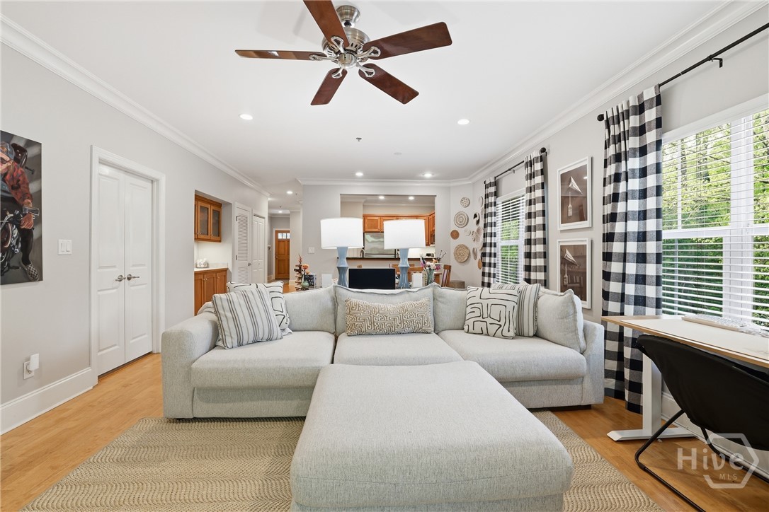 125 Wood Lake Drive 305