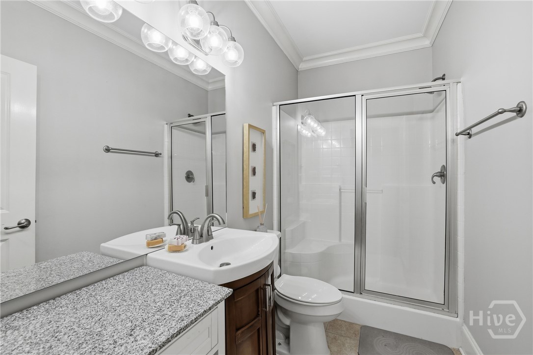 125 Wood Lake Drive 305