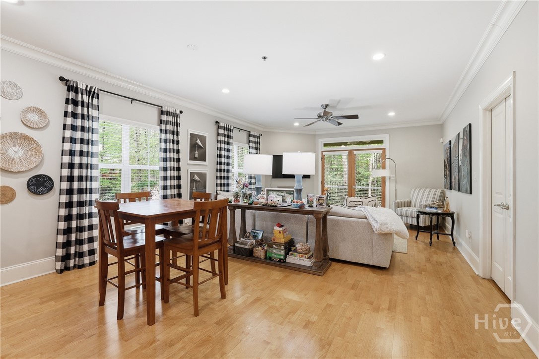 125 Wood Lake Drive 305