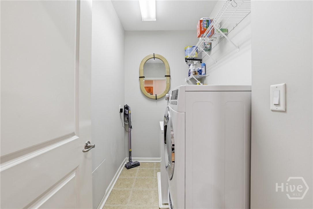 125 Wood Lake Drive 305