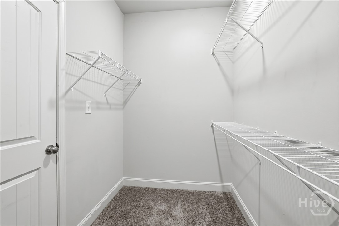 1976 Grove Park Boulevard