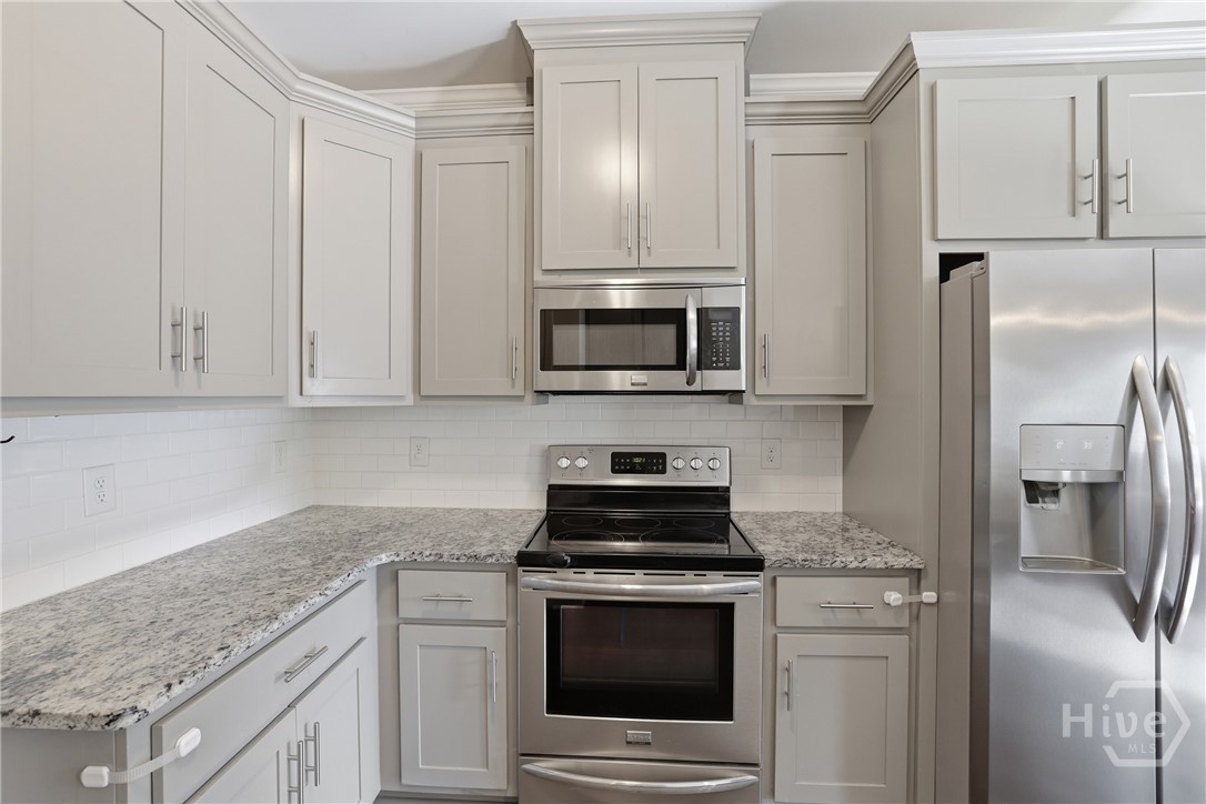 1976 Grove Park Boulevard