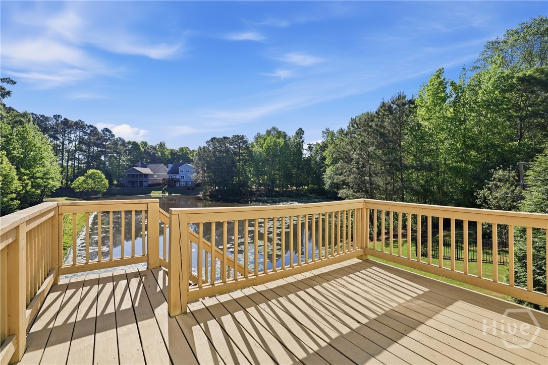 1976 Grove Park Boulevard