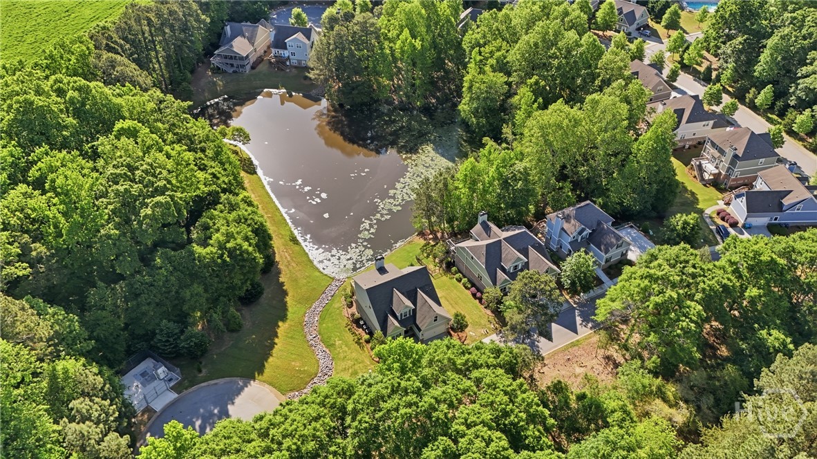 1976 Grove Park Boulevard