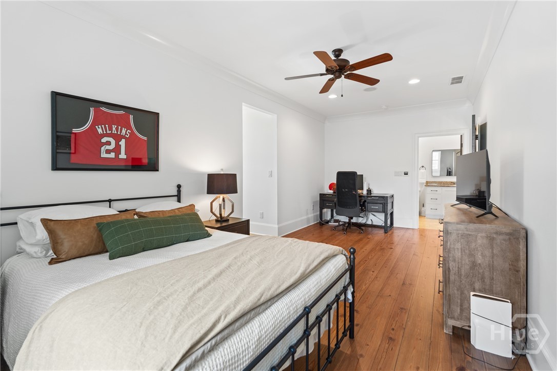 1351 Wareview Court