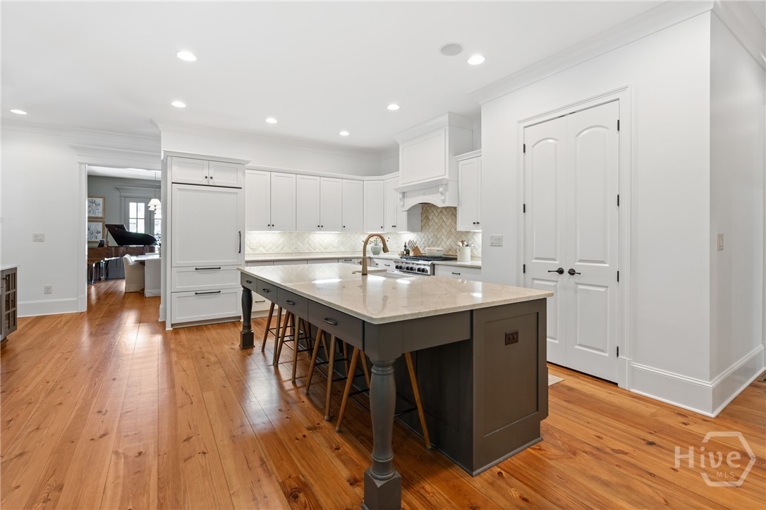 1351 Wareview Court
