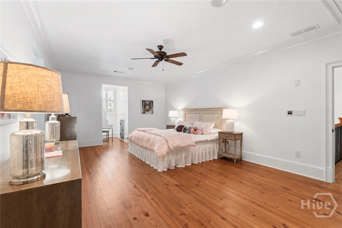 1351 Wareview Court