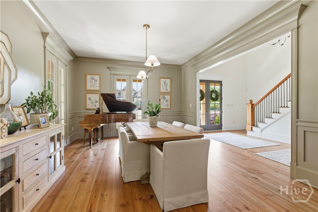 1351 Wareview Court