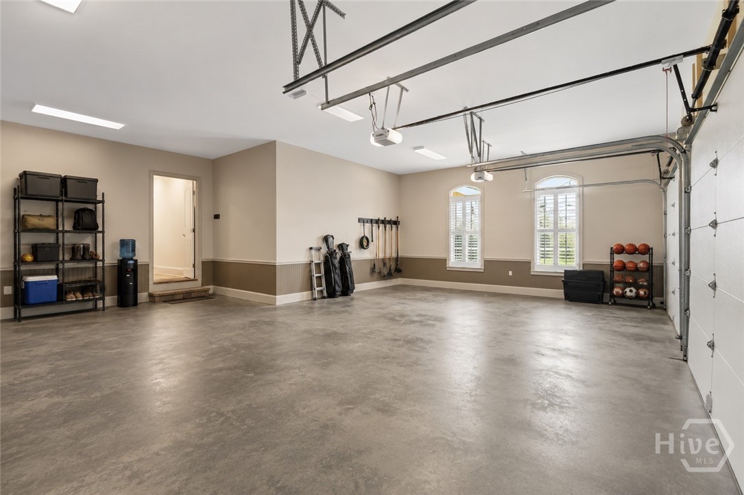 1351 Wareview Court