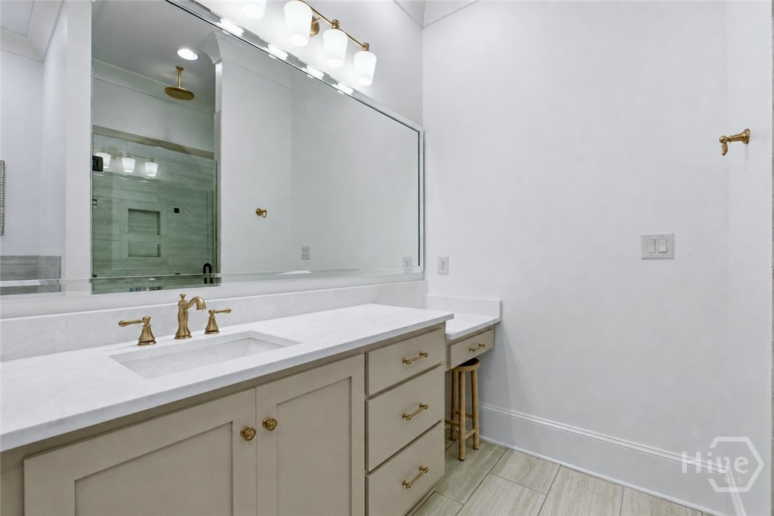 1351 Wareview Court