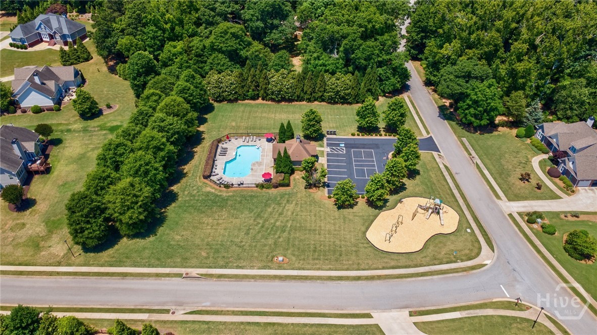 2450 Oldfield Drive