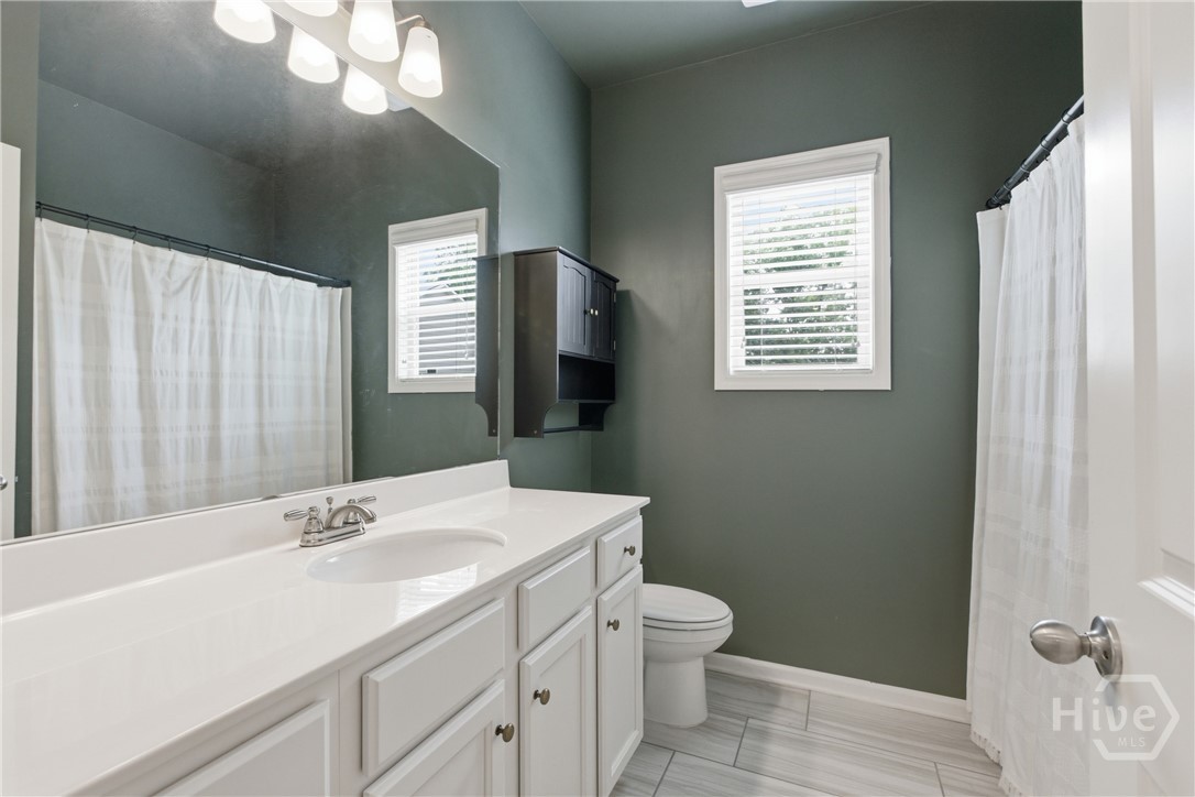 40 Grey Teal Way