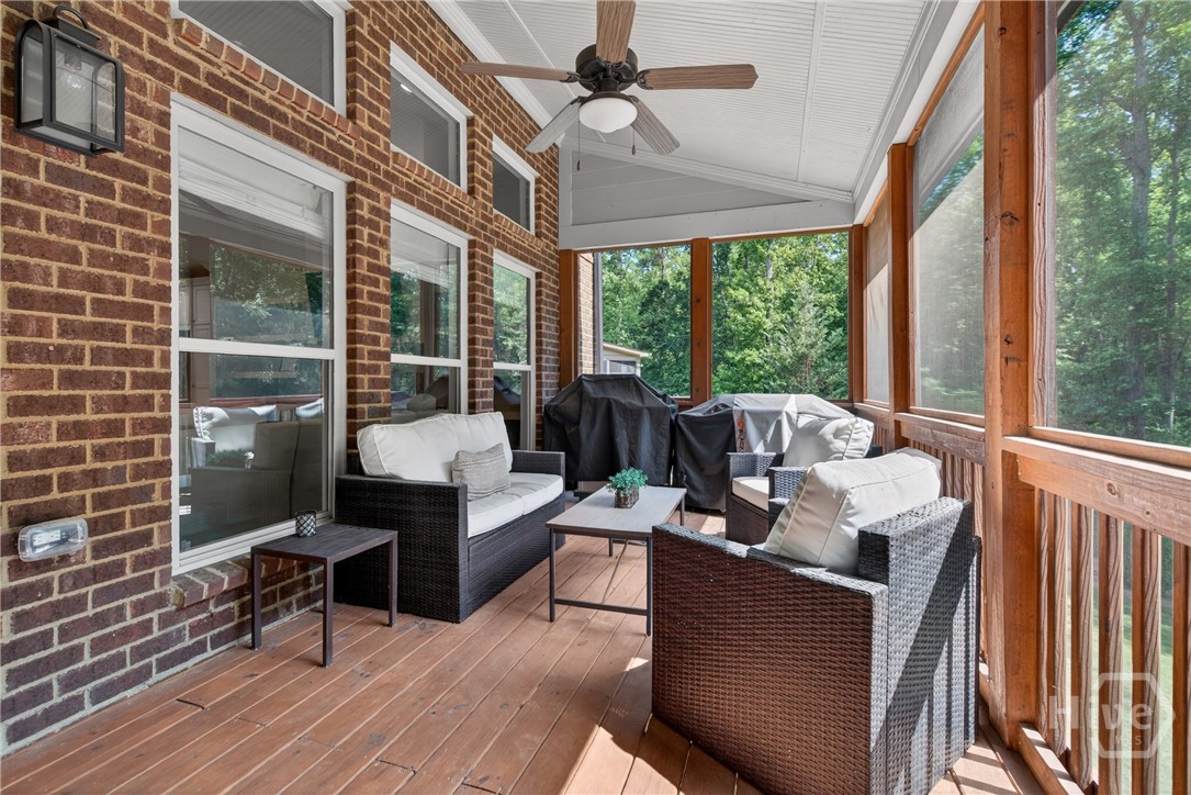 2011 Prince Place