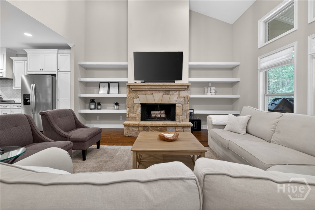 2011 Prince Place