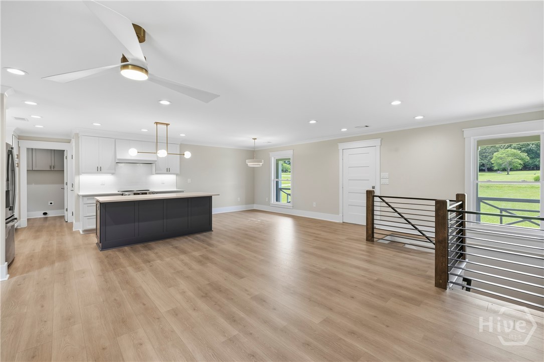 1090 Kenway Drive