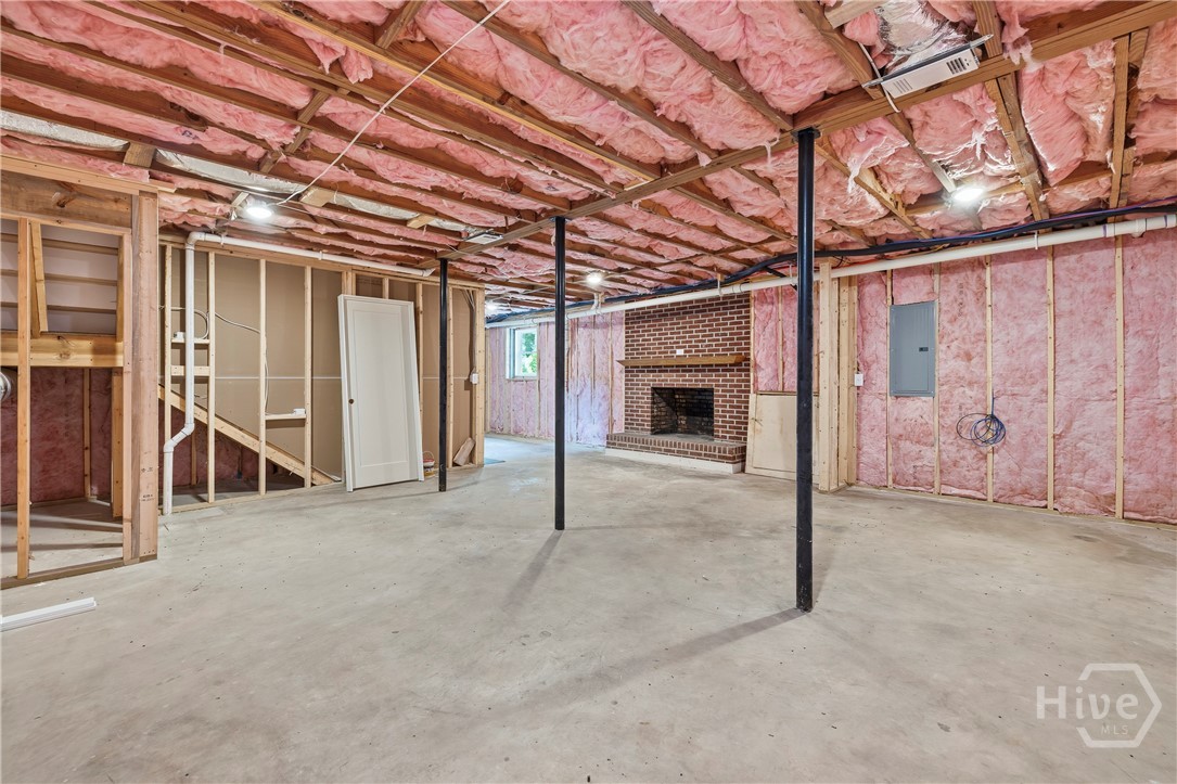 1090 Kenway Drive