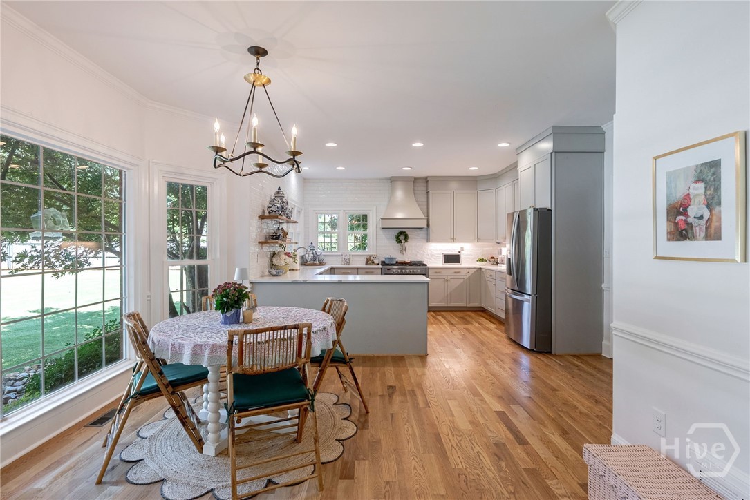 1120 Lake Welbrook Drive