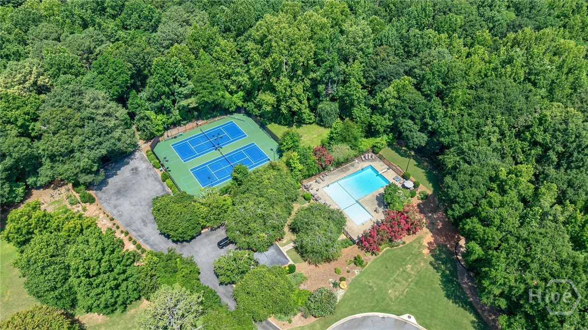 1120 Lake Welbrook Drive