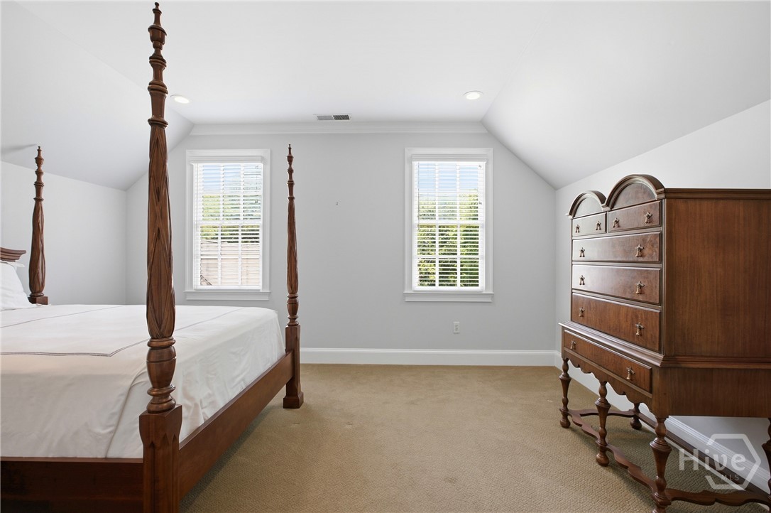 221 Hamilton Road