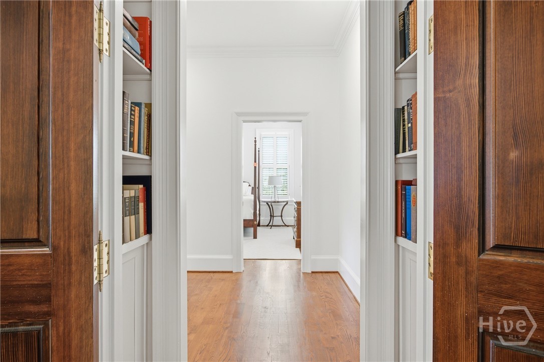 221 Hamilton Road