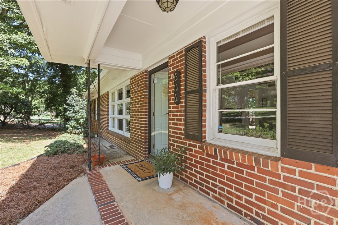 606 Forest Heights Drive