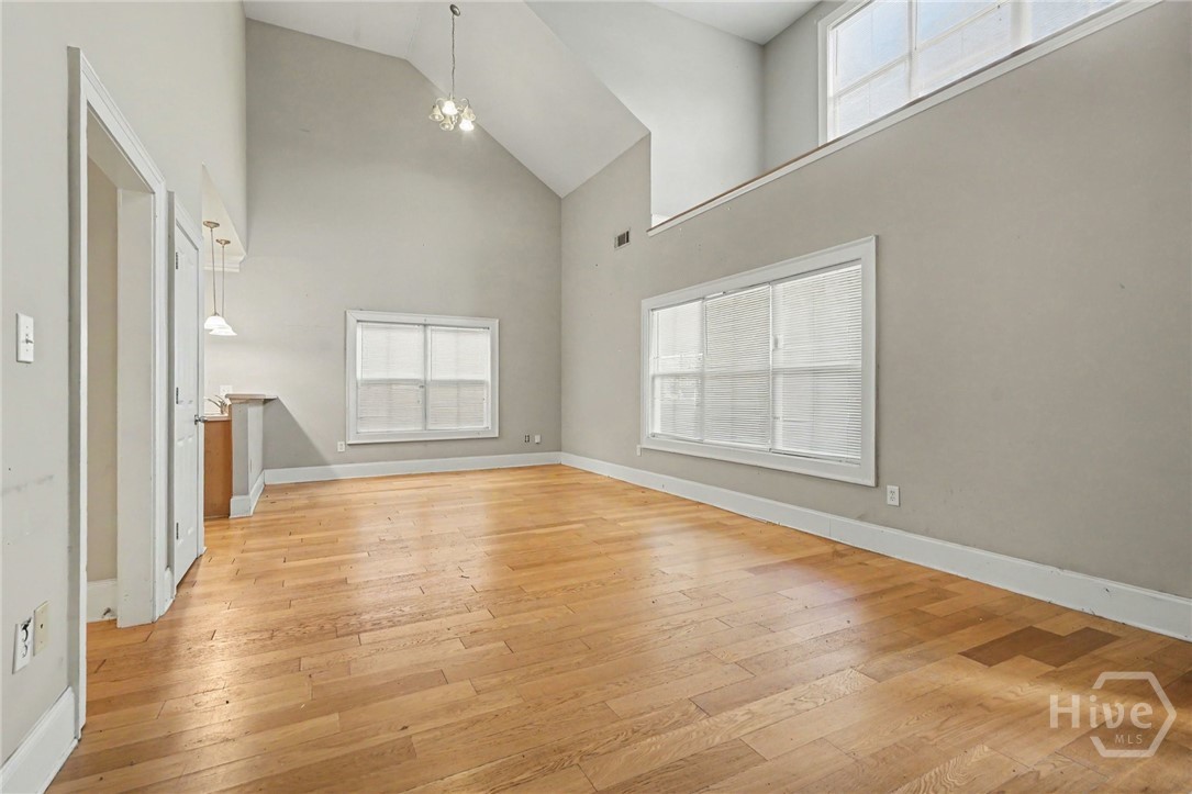 103 E Paces Drive