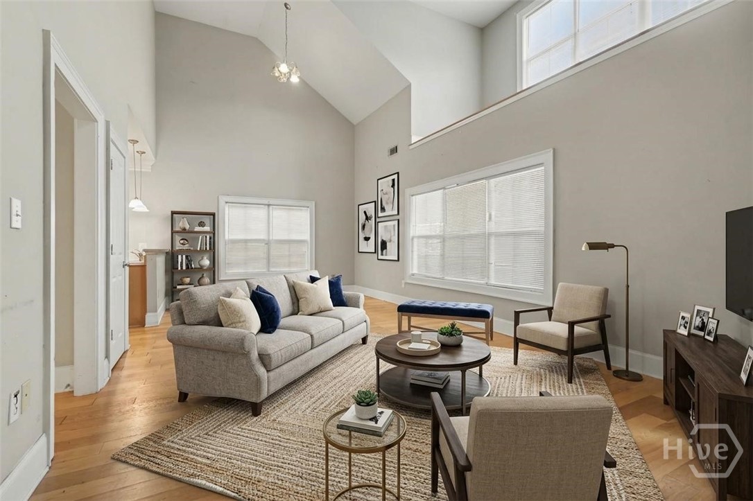 103 E Paces Drive