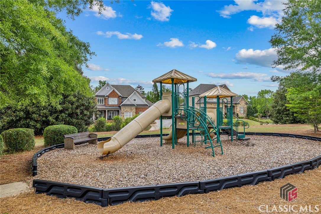1021 Oxford Way