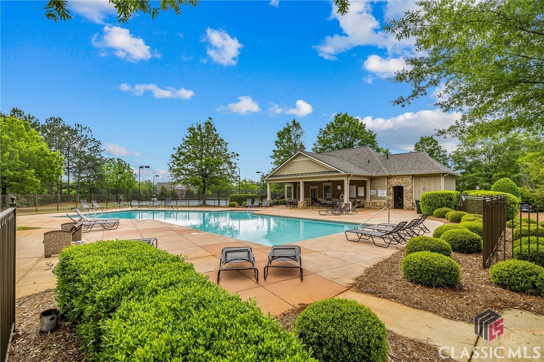 1021 Oxford Way