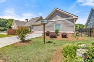 1229 Meeting Street