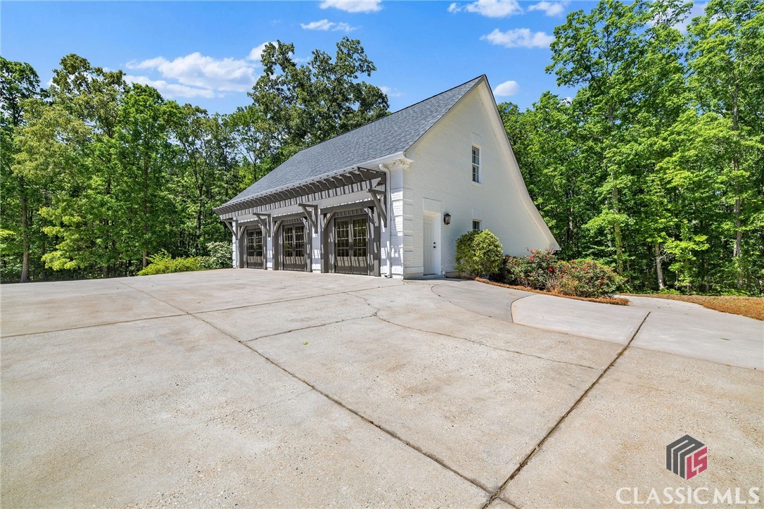 1193 Mallard Lake Drive