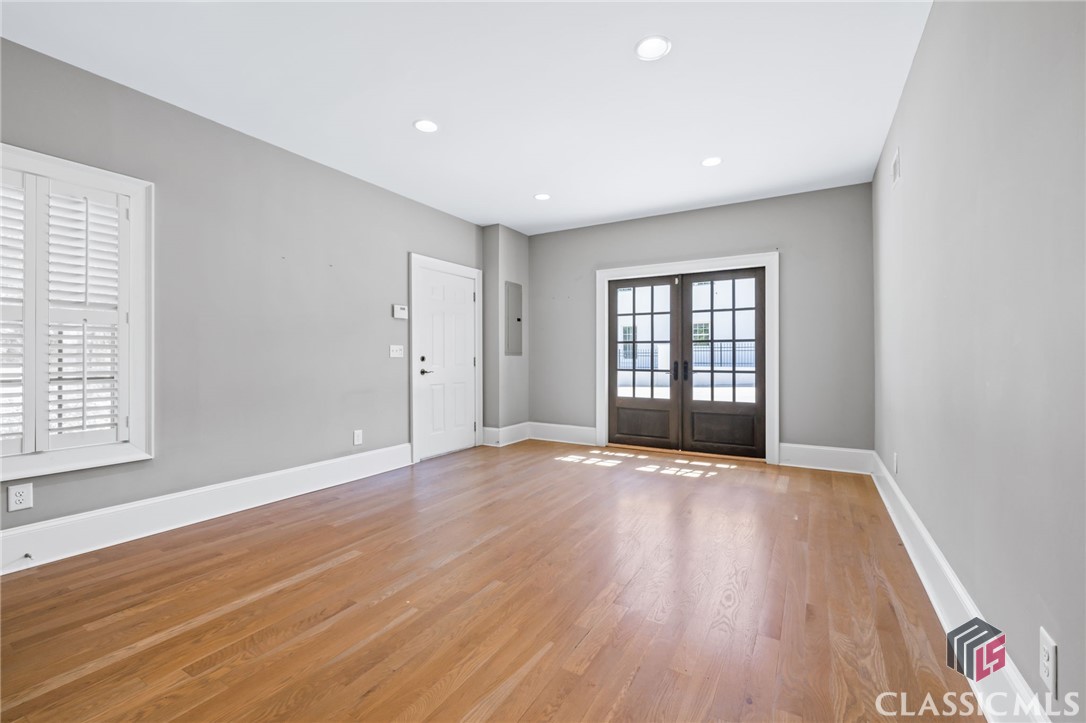 1193 Mallard Lake Drive